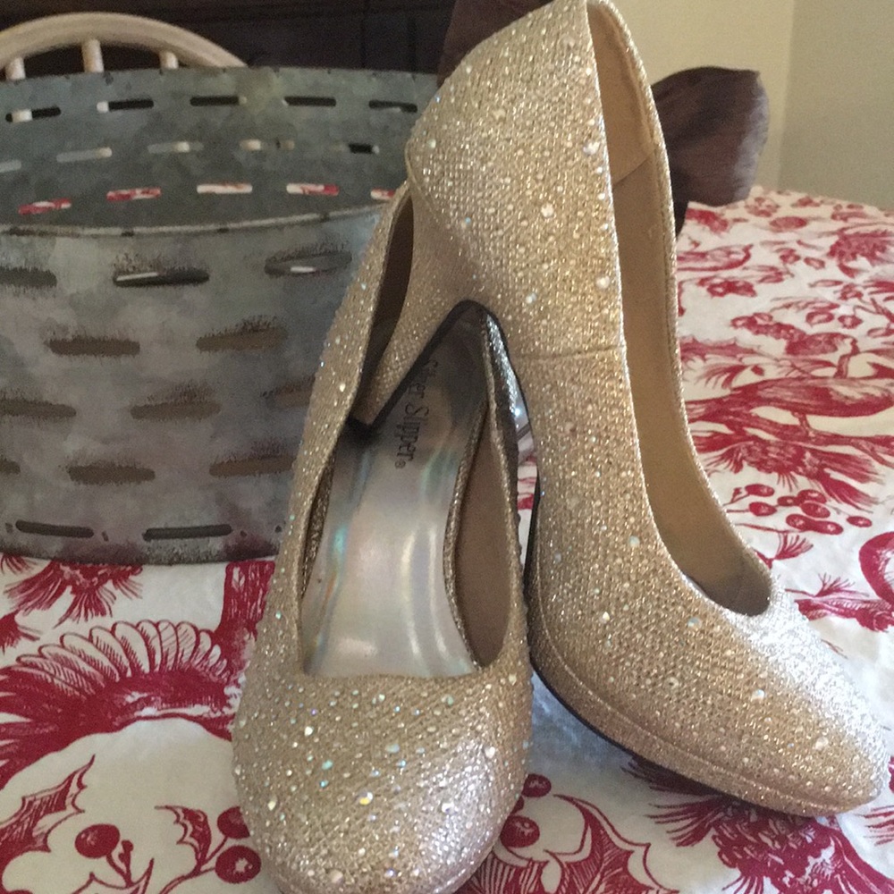 Homecoming/prom gold heels